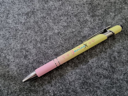 Kugelschreiber mit Verlaufsfarbe mit Logo JanineX - silberfarbene Elemente